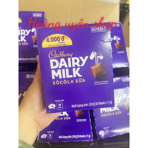 Hộp 20 Thanh Socola Cadbury Dairy Milk 220g - Vị Sữa Nhập Khẩu Malaysia Hàng Công Ty