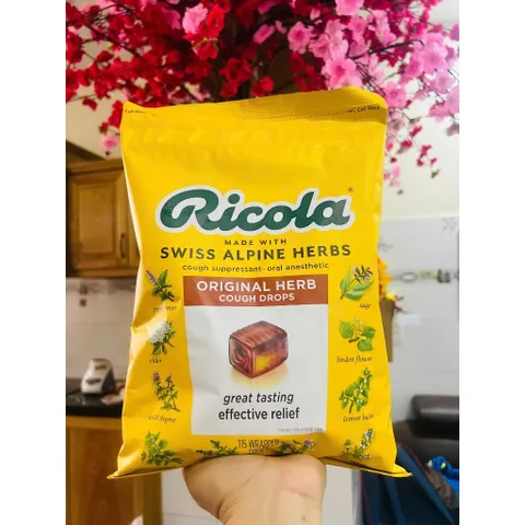 [1 gói - Mỹ ] Kẹo Ricola Original Herb 105 viên (Kẹo  Ngậm Ho)