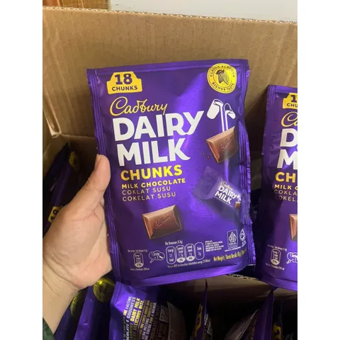 Socola Sữa Cadbury Dairy Milk Chunks 81g 18 Viên Nhâp Khẩu Malaysia- Hàng Công Ty