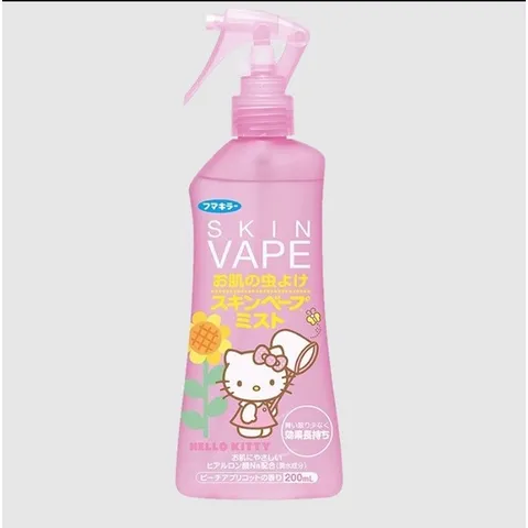 Xịt Chống Muỗi Và Côn Trùng Nhật Bản Hello Kitty Skin Vape  200ml – Hương Đào & Hương Quýt