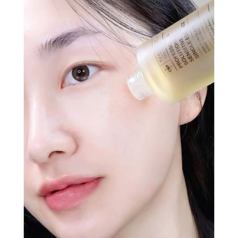 Nước Hoa Hồng CNP Laboratory Professional Solution Sensitive Essence 150ml - Dưỡng Ẩm, Làm Dịu Da, Giảm Nhờn, Ngừa Mụn