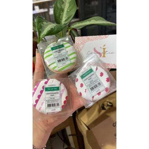 Mút Tán Kem Nền Innisfree Cover Stamping Puff – Tán Mịn, Giúp Lớp Nền Đều, Tự Nhiên, Dễ Sử Dụng