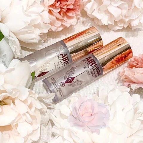 Xịt Khóa Nền Charlotte Tilbury Airbrush Flawless Setting Spray 100ml – Giữ Lớp Trang Điểm Lâu Lâu, Mịn Mượt, Không Chảy, Không Nhăn
