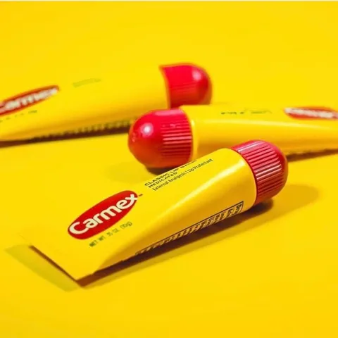 Son Dưỡng Môi Carmex Classic Lip Balm Medicated Mỹ 10g – Dưỡng Ẩm, Chống Nẻ, Làm Mềm Môi