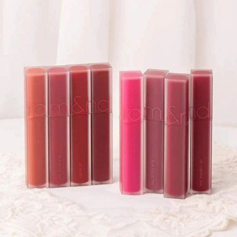 Son Kem Lì Romand Blur Fudge Tint 5g - Lên Màu Chuẩn, Làm Mịn Môi, Chất Son Xốp Nhẹ Từ Hàn Quốc, Duy Trì Độ Tươi Mới Nhiều Giờ
