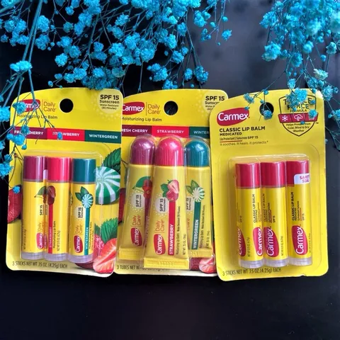 Son dưỡng môi carmex SPF15 siêu cấp ẩm làm mềm môi 389115