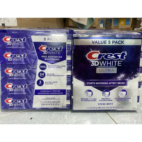Kem đánh răng Crest 3D White ULTRA  tuýp 147g 389187