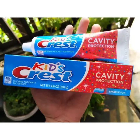 Kem đánh răng trẻ em Crest kids 130g 389226