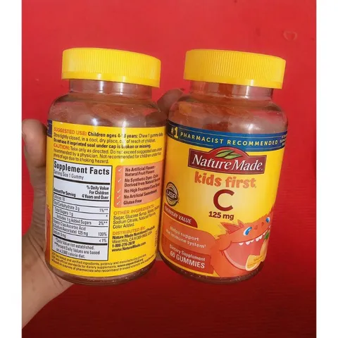 [Date 1/2023] Kẹo dẻo Kids First Vitamin C Gummies 125mg (60 viên) 389357