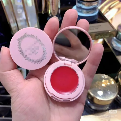 Hũ Son Dưỡng Có Màu Estee Lauder Pure Color 004 1.6g - Hồng Nhẹ Lên Môi Tươi Tắn Phù Hợp Nhiều Tone Da 390168