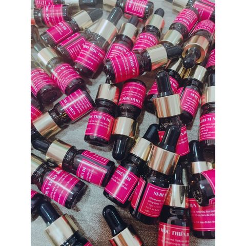 Serum Giảm Mụn Thâm Rỗ Skin 7 Days - Hiệu Quả 5 Trong 1 Cho Làn Da Sáng Khỏe Từ Thiên Nhiên, An Toàn Cho Da Nhạy Cảm