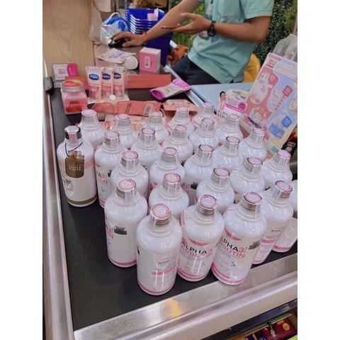 Sữa Tắm Dưỡng Trắng Da Alpha Arbutin 3+ Collagen Thái Lan 350ml - Cấp ẩm, Sáng da, Phục hồi làn da khỏe mạnh