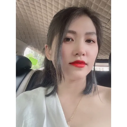 Son Kem Lì Melly Supper Matte Thiên Nhiên Màu Đỏ Cam - Không Chì, Chống Lem, Dưỡng Môi, 12 Giờ Bền Màu