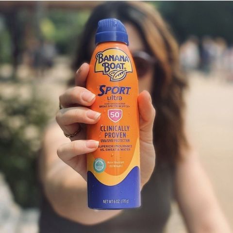Bình Xịt Kem Chống Nắng Thể Thao Chống Nước Banana Boat Ultra Sport SPF 50+ - Bảo Vệ Da Khi Tập Thể Thao, Bơi Lội, Hoạt Động Ngoài Trời