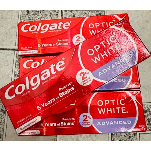Kem đánh răng Colgate Optic White Advanced White Mỹ