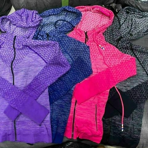 Áo Khoác Tập Gym Yoga Zumba Chống Nắng Cao Cấp - Thời Trang Nữ Đẹp, Nhiều Màu Sắc, Kèm Mút Nâng Ngực