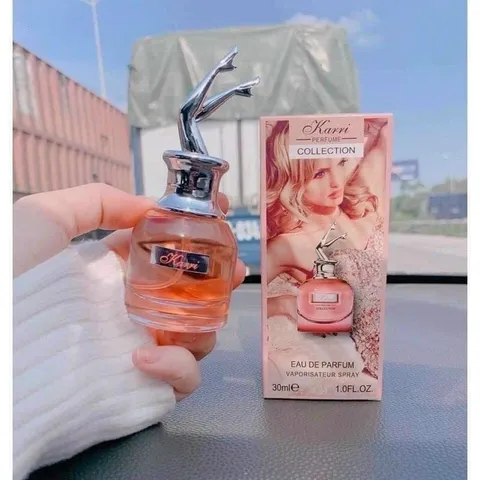 Nước Hoa Nữ Chân Dài Karri 30ml - Hương Thơm Sang Chảnh, Lưu Hương Lâu, Phù Hợp Mọi Dịp, Quà Tặng Thời Trang Cho Nàng