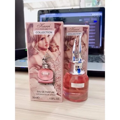Nước Hoa Nữ Chân Dài Karri 30ml - Hương Thơm Sang Chảnh, Lưu Hương Lâu, Phù Hợp Mọi Dịp, Quà Tặng Thời Trang Cho Nàng