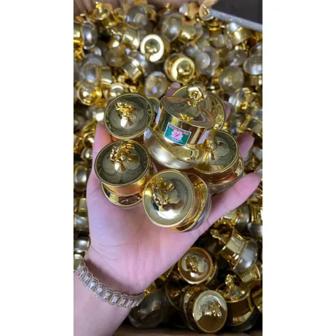 Hũ Kem Dưỡng Tái Tạo Da Gia Truyền - Giúp Da Căng Bóng, Mịn Màng, Chống Nám, Mụn, Tàn Nhang - Sản Phẩm Chăm Sóc Da Mặt Chất Lượng Cao