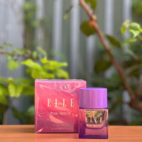 Nước hoa nữ Elle Free Spirit Eau de Parfum 30ml - Hương trái cây ngọt ngào cùng hoa cỏ tự nhiên, lưu hương lâu, phong cách quyến rũ.