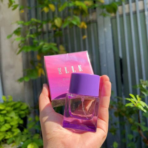 Nước hoa nữ Elle Free Spirit Eau de Parfum 30ml - Hương trái cây ngọt ngào cùng hoa cỏ tự nhiên, lưu hương lâu, phong cách quyến rũ.