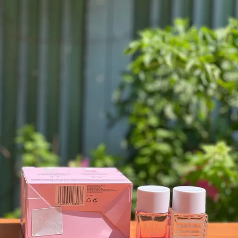 Set Nước Hoa Elle Eau de Parfum 2 Chai 30ml - Hương Trái Cây Nhiệt Đới, Hoa Cỏ, Tự Do, Nữ Quyền, Quà Tặng Thích Hợp