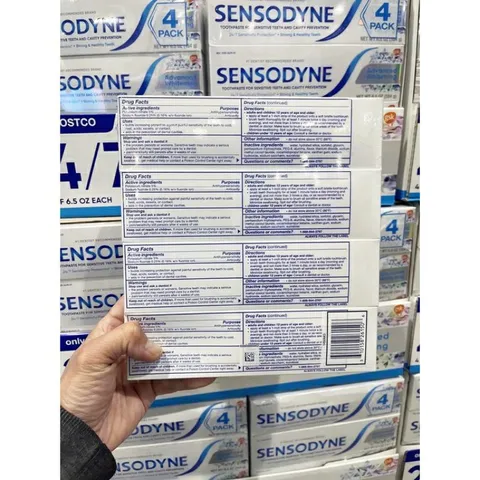Kem đánh răng Sensodyne Advanced Whitening 184g - Giảm ê buốt, làm trắng răng hiệu quả cho người lớn và trẻ em trên 12 tuổi