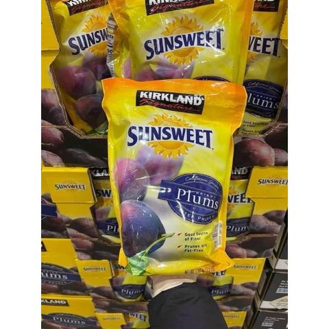 Mận Mỹ Sấy Khô Kirkland Sunsweet 1.59kg - Bổ Dưỡng, Ngon Miệng, Phù Hợp Cho Mẹ Bầu và Người Ăn Kiêng