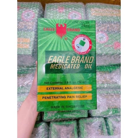 Dầu Gió Xanh Eagle Brand 24ml Chính Hãng Mỹ - Giúp Giữ Ấm, Xoa Dịu Đau Nhức, Thư Giãn Tinh Thần (Lốc 12 Chai)
