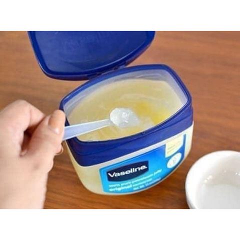 Vaselin 368g Mỹ - Kem Dưỡng Da, Dưỡng Môi, Chống Nếp Nhăn, Tẩy Da Chết Hiệu Quả Cho Gia Đình