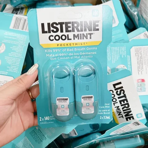 Xịt thơm miệng Listerine Cool Mint Pocketmist 7.7ml - Tiêu diệt vi trùng, hương bạc hà the mát, thiết kế nhỏ gọn, tiện lợi