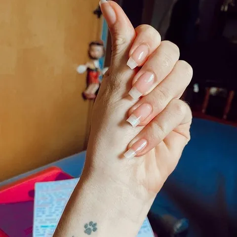 Dưỡng Móng Collagen Chắc Khỏe - Giúp Móng Nhanh Dài, Phục Hồi Móng Yếu, Sử Dụng Cho Tiệm Nail và Chăm Sóc Móng Tại Nhà