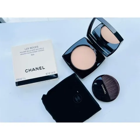 Phấn Phủ Chanel Les Beiges Healthy Glow Sheer Powder B20 12g - Lớp Trang Điểm Mịn Màng Tự Nhiên Cho Da Khỏe Đẹp