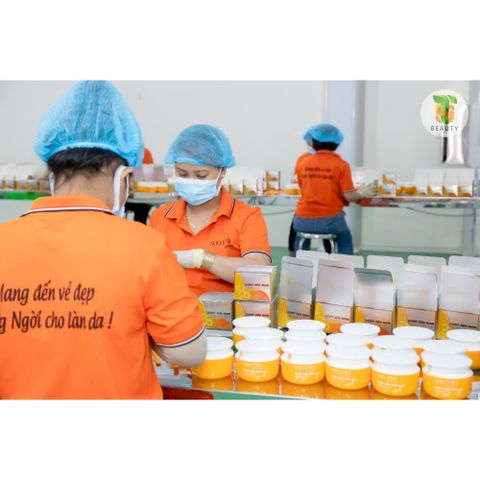 Kem Body Trắng Da SOO MIN Hàn Quốc 250gr - Cấp Tốc, Phục Hồi Da, Chống Nắng, Dưỡng Trắng Mịn Màng, Bật Tông Sau 5-7 Ngày
