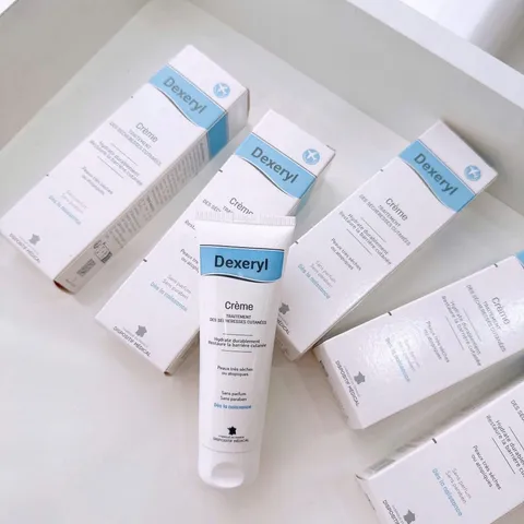 (Hàng công ty) Kem Dưỡng Ẩm Dexeryl 50g - Dưỡng Da Khô Nẻ, ổn Cho Trẻ Sơ Sinh Và Người Lớn, Giảm Mẩn Đỏ Và Ngứa Rát Da chính hãng