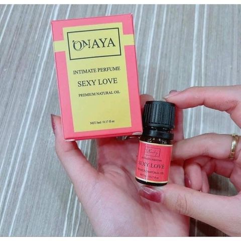 Nước Hoa Vùng Kín ONAYA QLADY 5ml - Tặng Dung Dịch Vệ Sinh, Hương Thơm Ngọt Ngào, Giúp Bim Bim Luôn Sạch Sẽ, Hết Mùi Hôi