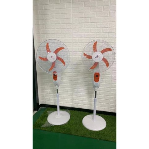 Quạt Cây Tích Điện 16 Inch Easy Power EP-3616 - Quạt Sạc Pin Đa Năng, Hàng Chính Hãng, Sử Dụng Với Năng Lượng Mặt Trời