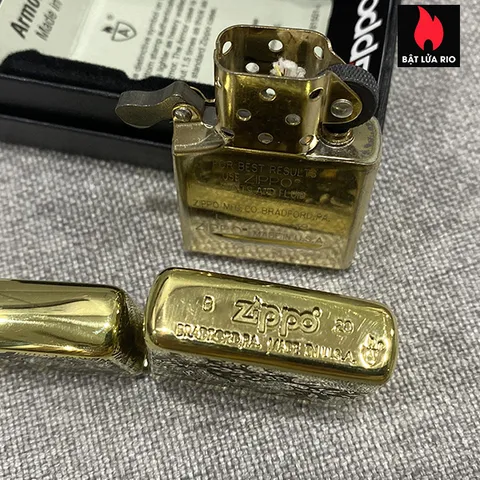 Zippo Armor Vỏ Dày Đồng Vàng Bóng Khắc Hoa Văn Sang Trọng 4 Mặt - Quà Tặng Độc Đáo Cho Người Yêu Thích Zippo