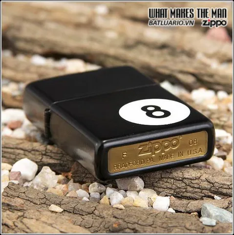 Bật Lửa Zippo 24331 8-Ball Licorice - Bật Lửa Chính Hãng Độc Đáo Cho Fan Game và Phong Cách Thời Trang