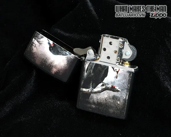 Bật Lửa Zippo 28319 - Goth-Raven Eyeball Licorice Design - Phụ Kiện Thời Trang Độc Đáo Cho Fan Hâm Mộ Anime