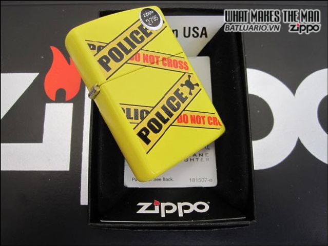 Bật Lửa Zippo 28060 - Hình Cảnh Báo An Toàn Màu Vàng, Quà Tặng Thích Hợp Cho Người Yêu Thích Sưu Tập