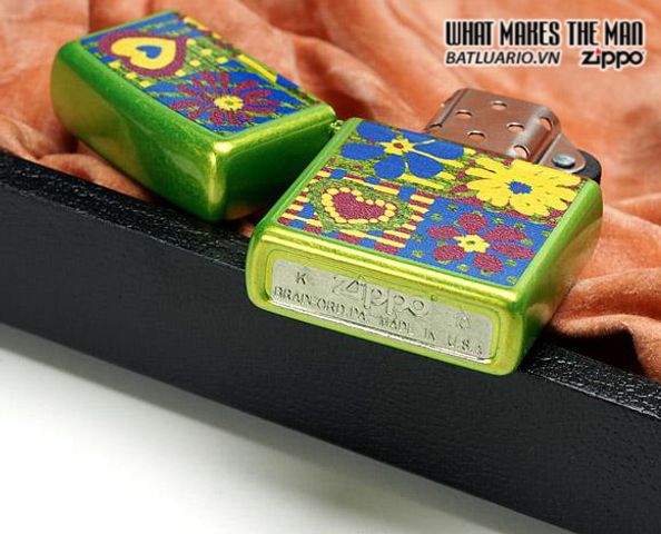 Bật Lửa Zippo 28057 - Hearts and Flowers Lurid Thiết Kế Độc Đáo, Quà Tặng Thích Hợp Cho Người Yêu Thích Thời Trang