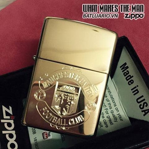 Bật Lửa Zippo Khắc Logo Manchester United 01 - Quà Tặng Fan Bóng Đá Hàng Chính Hãng, Phong Cách Thể Thao