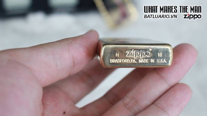 Zippo 29473 - Bật Lửa Brushed Brass Olivia De Berardinis - Quà Tặng Độc Đáo Cho Người Yêu Nghệ Thuật