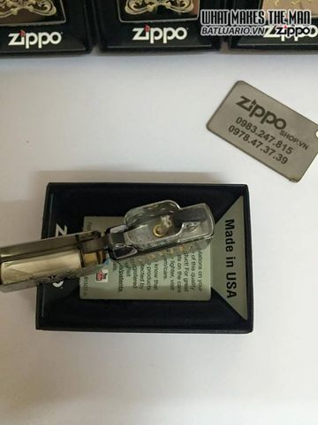 Zippo 28798 - Bật Lửa Khắc Vương Miện Laser Đen Ice - Quà Tặng Phong Cách Thời Trang cho Người Từ 18 Tuổi Trở Lên