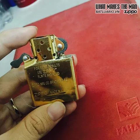 Ruột Zippo Chính Hãng USA - Màu Vàng, Thay Thế Bật Lửa Zippo, Phụ Kiện Chất Lượng Cao, Có Sẵn Đá và Bấc