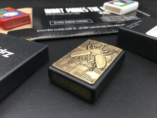 Zippo 29567 - Tiêu Đề Steampunk Biểu Tượng Bọ Cạp Đen Mờ - Quà Tặng Độc Đáo Cho Người Yêu Thích Zippo