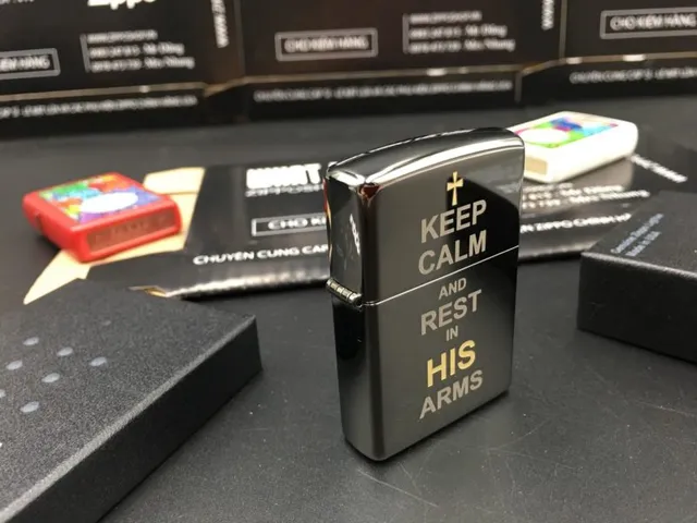 Zippo 29610 - Bật Lửa Black Chrome 