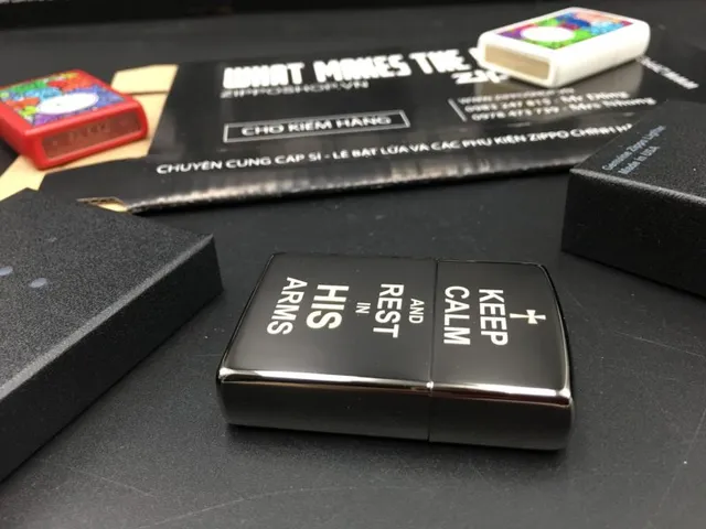 Zippo 29610 - Bật Lửa Black Chrome 