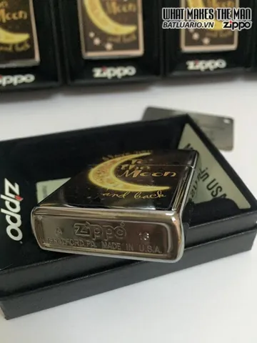 Bật Lửa Zippo Golden Moon Mạ Chrome Bóng - Món Quà Thú Vị Cho Những Người Yêu Thích Thương Hiệu Zippo